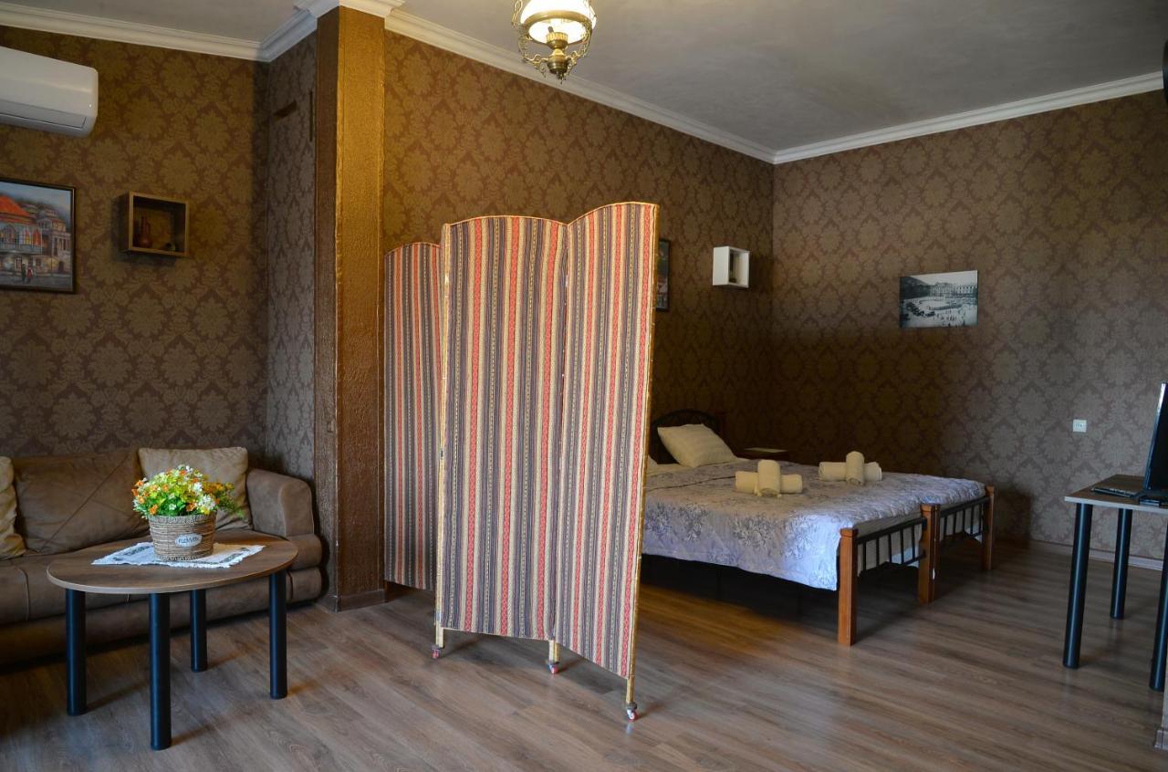 Natia'S Apartment On Dadiani St. Tiflis Dış mekan fotoğraf