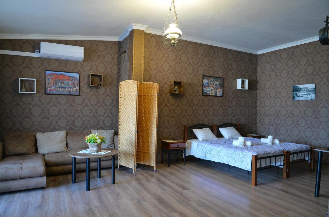 Natia'S Apartment On Dadiani St. Tiflis Dış mekan fotoğraf