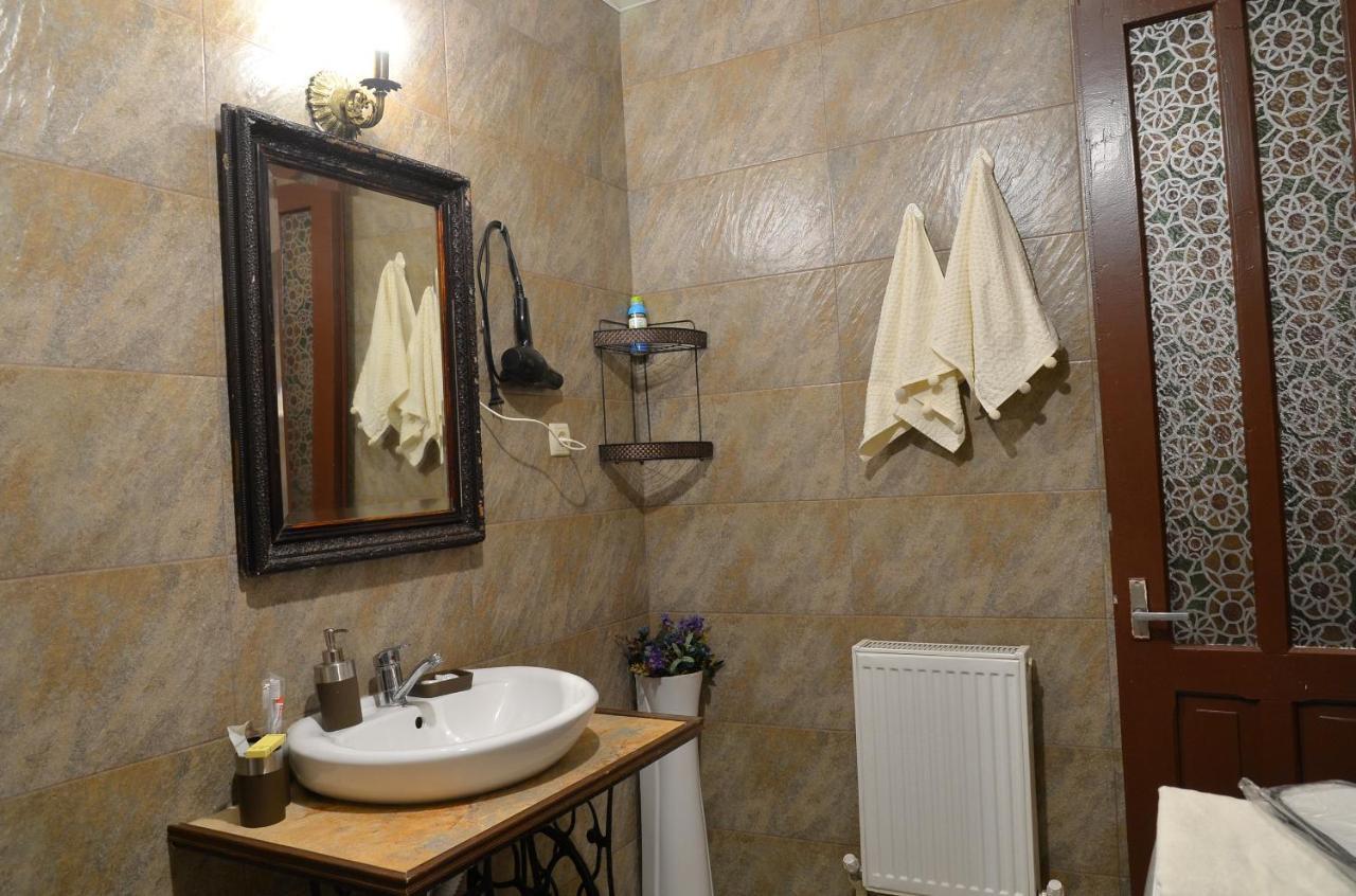 Natia'S Apartment On Dadiani St. Tiflis Dış mekan fotoğraf